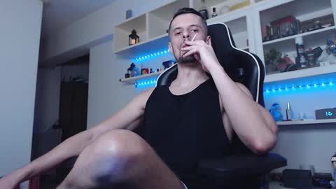 Snapshot of alphamastertodd chatting on December 4, 6:16 pm MasterTodd online show from December 4, 6:16 pm