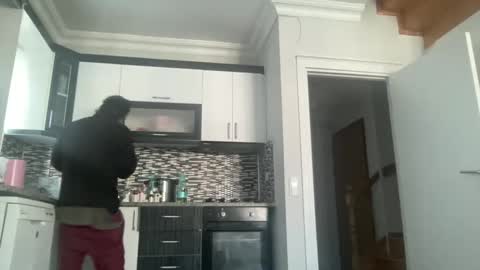 Snapshot of alphandre chatting on January 20, 7:04 am AlphAndre online show from January 20, 7:04 am