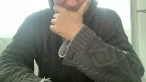 Snapshot of alphandre chatting on February 5, 7:29 am AlphAndre online show from February 5, 7:29 am