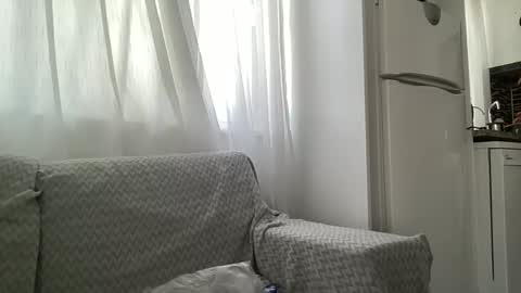 Snapshot of alphandre chatting on February 14, 7:07 am AlphAndre online show from February 14, 7:07 am