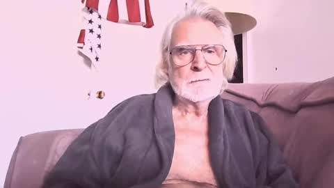 AlphaUniform online show from February 22, 4:19 pm