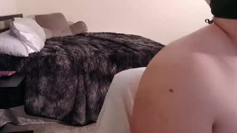 Snapshot of alphawulf1 chatting on February 20, 2:28 pm alphawulf1 online show from February 20, 2:28 pm