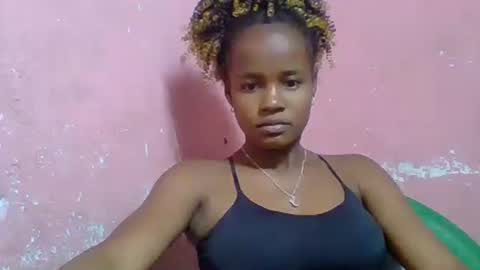 Snapshot of alphosettah chatting on October 14, 4:13 am alphosettah online show from October 14, 4:13 am