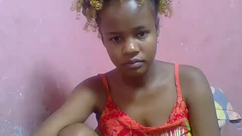 Snapshot of alphosettah chatting on October 25, 3:03 am alphosettah online show from October 25, 3:03 am