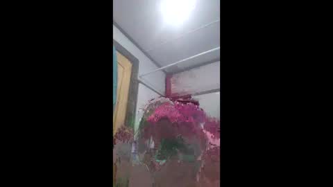 Snapshot of already0101 chatting on June 8, 10:48 am already0101 online show from June 8, 10:48 am