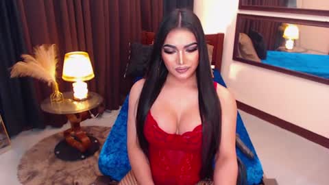 Alura Jhenson online show from July 2, 10:05 pm