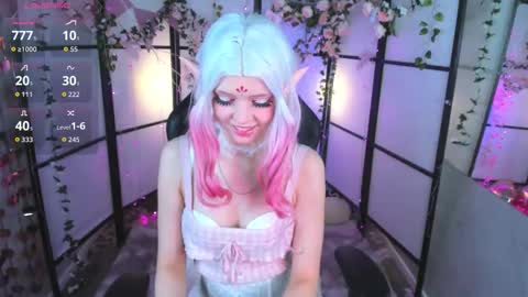 Snapshot of aluwe_meow chatting on March 29, 10:10 pm Aluwe online show from March 29, 10:10 pm