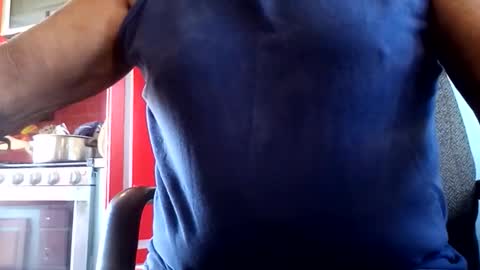 Snapshot of alwayshard4u1 chatting on April 25, 12:57 am alwayshard4u1 online show from April 25, 12:57 am