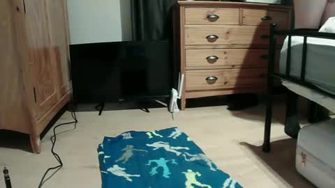 Snapshot of alwayslubed chatting on December 11, 1:39 pm alwayslubed online show from December 11, 1:39 pm