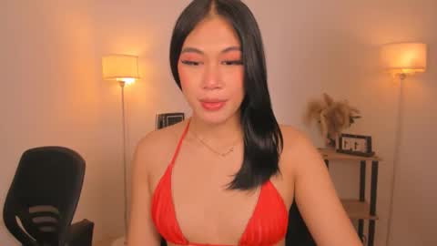 alwina_williams online show from April 5, 6:38 pm