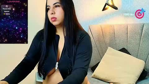   A L Y  online show from November 7, 11:32 am