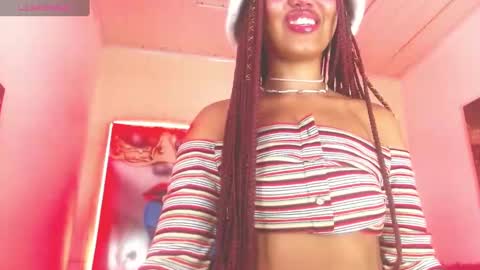Snapshot of alya_gomez chatting on December 14, 1:50 am online show from December 14, 1:50 am