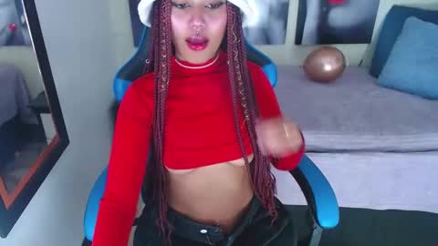 Snapshot of alya_gomez chatting on January 5, 5:30 pm online show from January 5, 5:30 pm