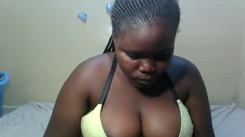Snapshot of alyabeiby chatting on June 1, 7:26 pm alyabeiby online show from June 1, 7:26 pm