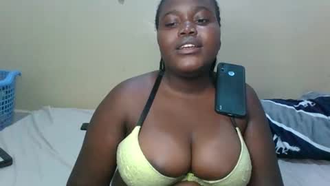 Snapshot of alyabeiby chatting on June 4, 8:37 pm alyabeiby online show from June 4, 8:37 pm