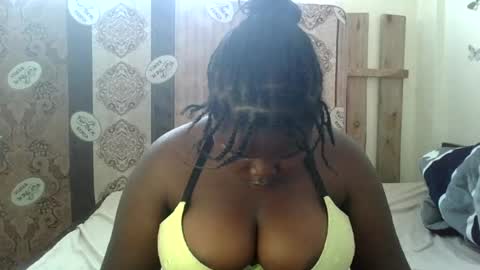 Snapshot of alyabeiby chatting on July 14, 7:57 am alyabeiby online show from July 14, 7:57 am
