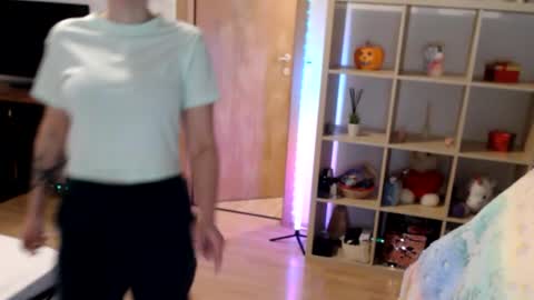 Missy online show from January 9, 3:37 pm