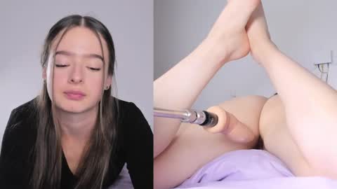 Snapshot of alycee_syn chatting on March 1, 4:37 am alycee_syn online show from March 1, 4:37 am