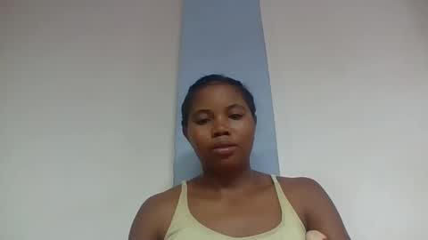 Snapshot of alydie7 chatting on May 3, 6:14 pm alydie7 online show from May 3, 6:14 pm