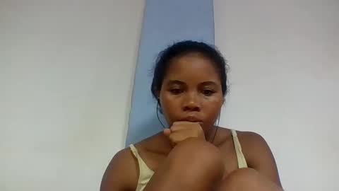 Snapshot of alydie7 chatting on May 13, 6:38 pm alydie7 online show from May 13, 6:38 pm