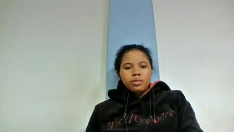 Snapshot of alydie7 chatting on June 20, 2:31 pm alydie7 online show from June 20, 2:31 pm