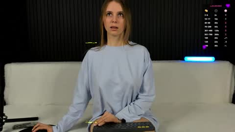 Alena online show from February 16, 4:36 pm