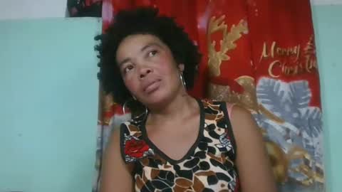 alypierette online show from November 15, 6:59 pm