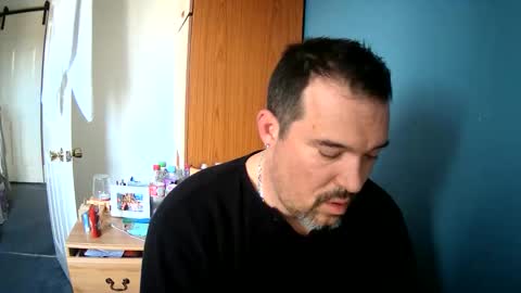 alyr7 online show from May 8, 9:03 am