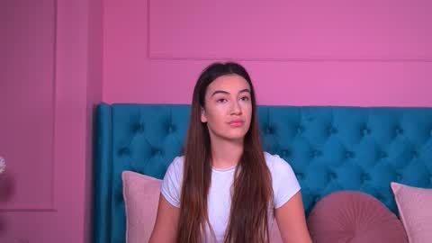 Snapshot of alyrarose chatting on September 28, 3:28 pm Anna online show from September 28, 3:28 pm