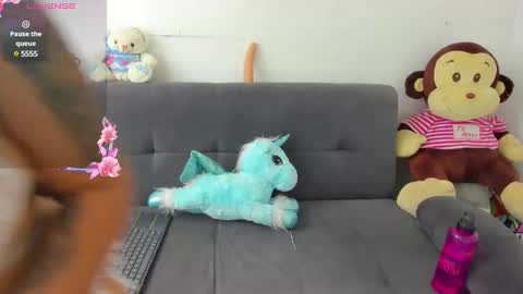 Snapshot of alysa_magic chatting on January 24, 8:11 pm alysa magic online show from January 24, 8:11 pm