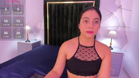 Snapshot of alysonshy chatting on June 26, 8:57 pm Aly Shy online show from June 26, 8:57 pm
