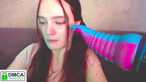 Alyssa online show from October 30, 9:33 am