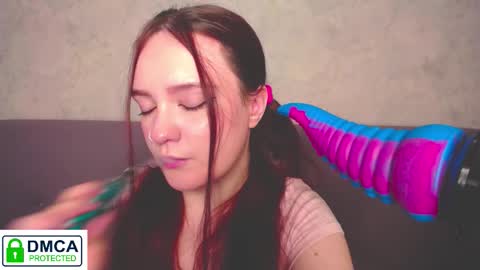 Alyssa online show from March 6, 5:42 pm