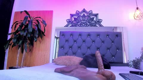 Snapshot of alyssa_kross chatting on April 18, 5:17 pm Alyssa Kross online show from April 18, 5:17 pm