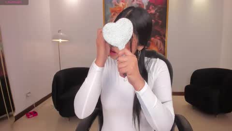 Aly  online show from February 18, 10:55 am