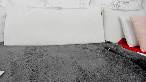 alysamillan online show from January 26, 11:28 am