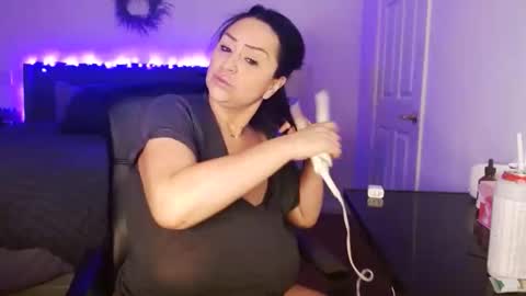 Snapshot of alyssiaamorexo chatting on March 23, 5:06 pm Alyssiaamorexo online show from March 23, 5:06 pm