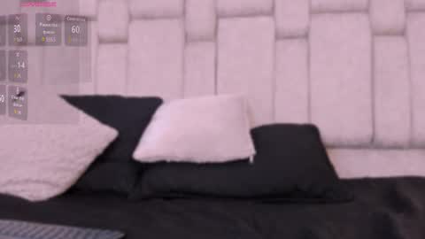 Alys online show from December 17, 4:02 pm