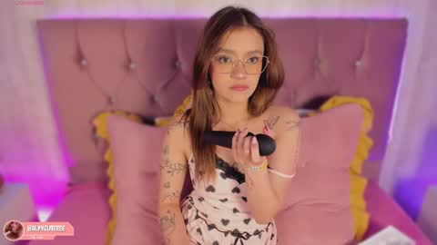 Alyy online show from March 27, 8:41 pm