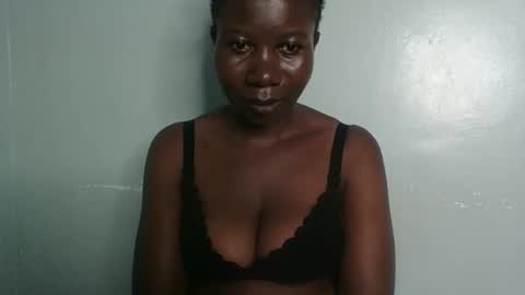 am_creme_delight online show from April 14, 5:30 pm