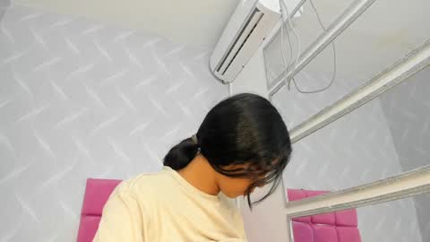 AMAIA online show from January 23, 1:51 am