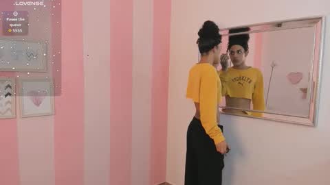 Snapshot of amaia_monroe chatting on April 29, 3:54 am amaia_monroe online show from April 29, 3:54 am