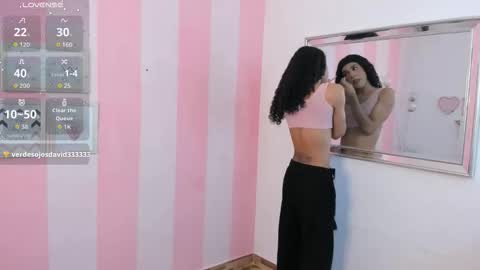 Snapshot of amaia_monroe chatting on May 16, 12:18 am amaia_monroe online show from May 16, 12:18 am