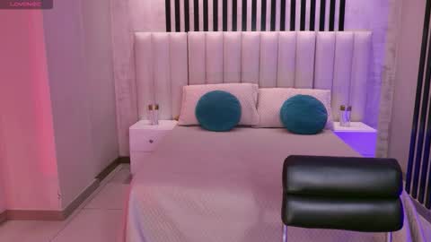 Amaia Haywood online show from January 16, 4:16 am