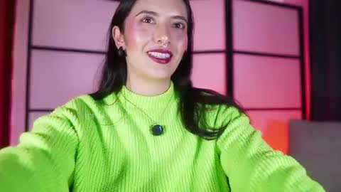 Snapshot of amaisinclair chatting on July 19, 10:02 pm Amai Sinclair online show from July 19, 10:02 pm