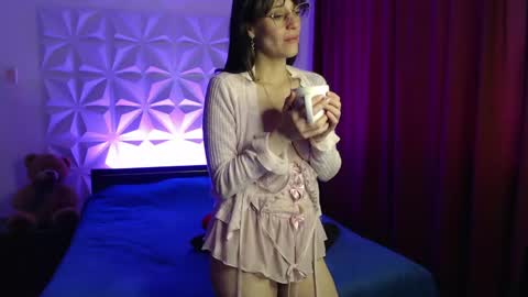 Snapshot of amalett chatting on April 19, 11:31 am Amalett online show from April 19, 11:31 am