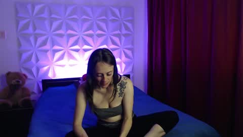 Snapshot of amalett chatting on July 1, 11:23 am Amalett online show from July 1, 11:23 am