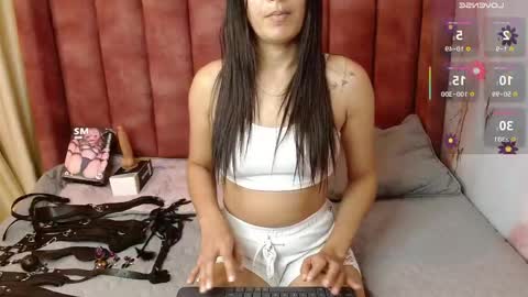 Hilary Ester online show from April 19, 8:55 pm