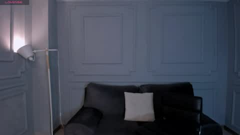 Amalia cruss online show from March 22, 5:49 pm