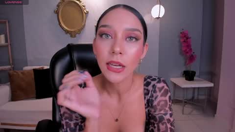 Snapshot of amalia_cruss chatting on May 14, 9:21 pm Amalia cruss online show from May 14, 9:21 pm